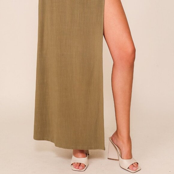 LUMIERE Olive Green High-Slit Maxi Skirt with Built-In Shorts, Chic Summer - Picture 4 of 5